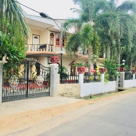 Senthil Complex Otel Jaffna Dış mekan fotoğraf
