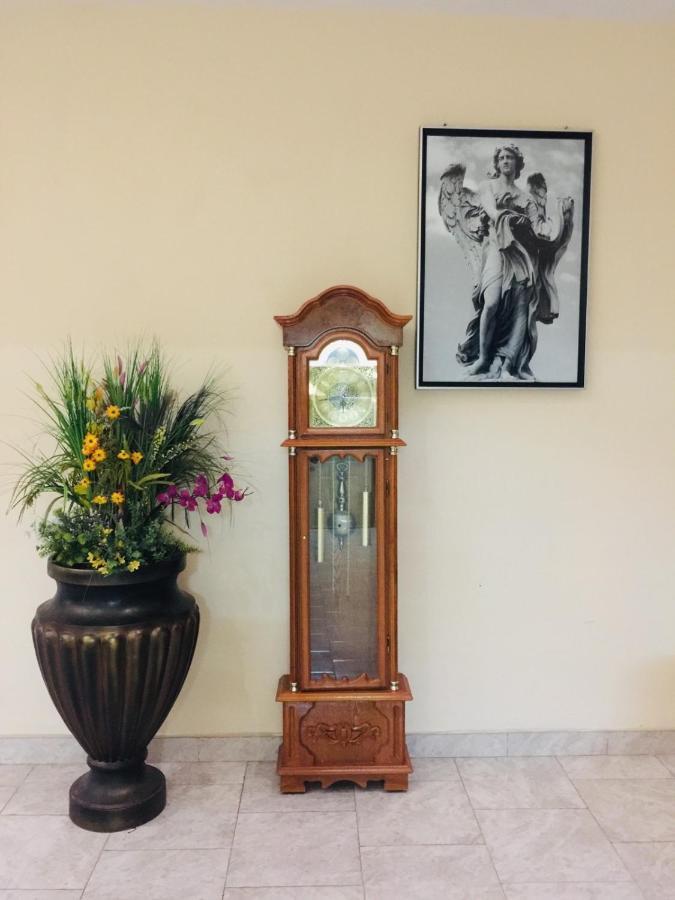 Senthil Complex Otel Jaffna Dış mekan fotoğraf
